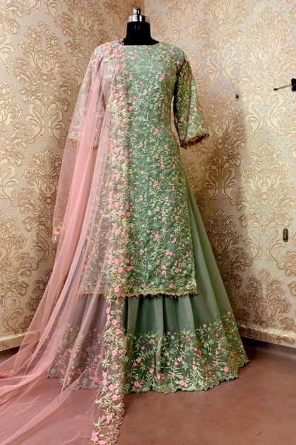 Yankita Kapoor Style Pink Long Kurti With Lehenga