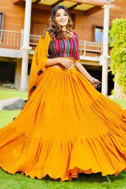Green cancan skirt from tiabhuva.com #cancansaree Check out instagram… |  Wedding lehenga blouse designs, Bridal lehenga blouse design, Latest lehenga  blouse designs