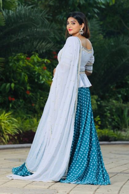 GREYISH GREEN PRINTED, SEQUINS AND THREAD WORK CASUAL CROP TOP LEHENGA | Crop  top lehenga, Crop top casual, Crop tops